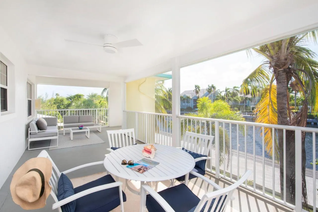 Snug Harbour View Condo #7 George Town Cayman Islands